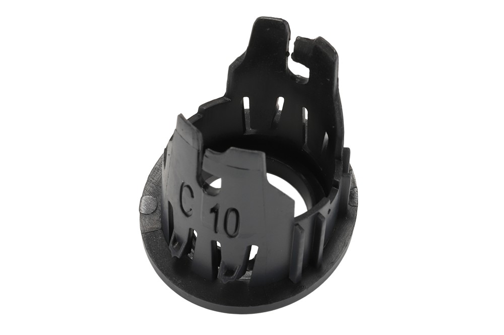 GM Genuine Parts Parking Aid Sensor Bracket 86785232 — image 2