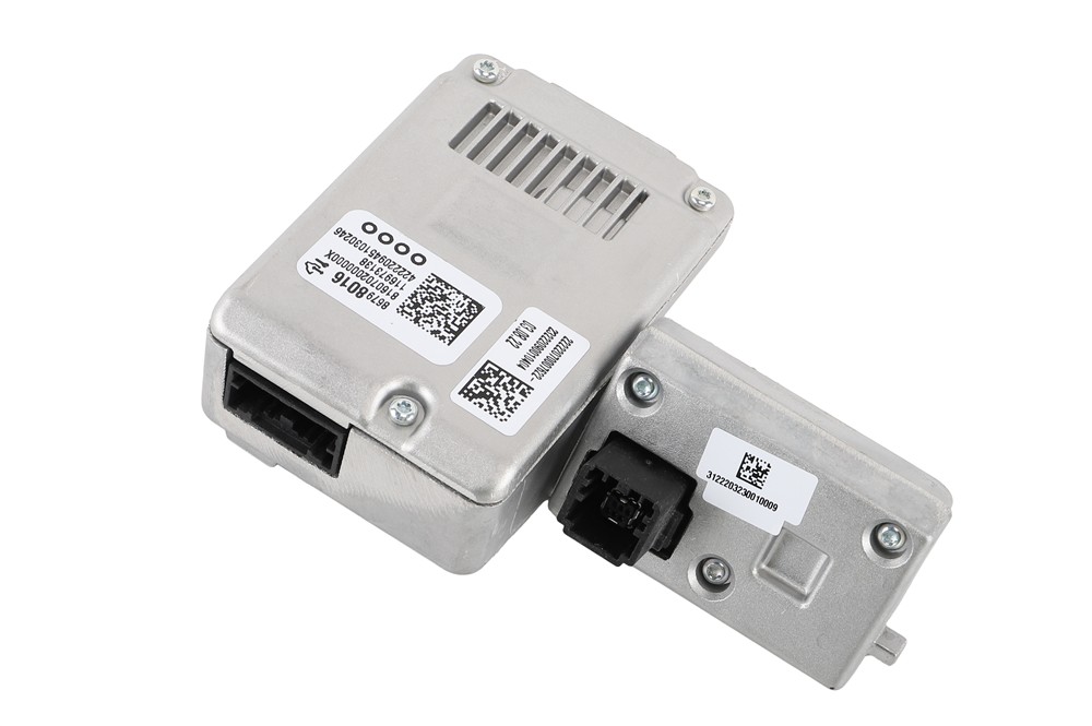 GM Genuine Parts Advance Driver Assistance System (ADAS) Camera 86798016 — image 2