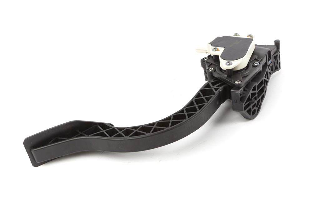 GM Genuine Parts Accelerator Pedal 95212071 — image 2
