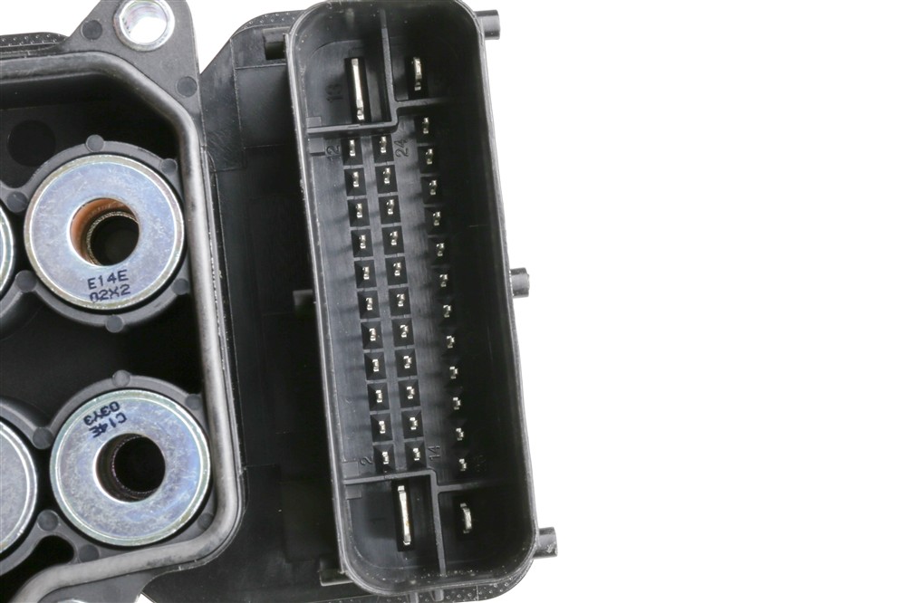 GM Genuine Parts ABS Control Module 95406020 — image 2