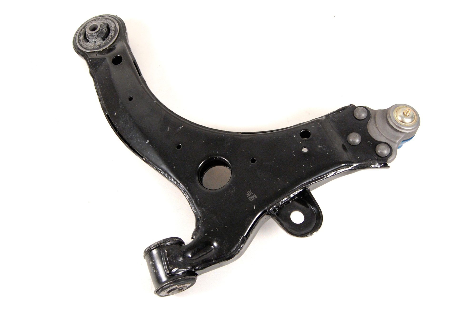 Front Left Lower Suspension Control Arm and Ball Joint Assembly | Mevotech Supreme CMS50130 Fits Oldsmobile Intrigue 1998-2002 — image 2