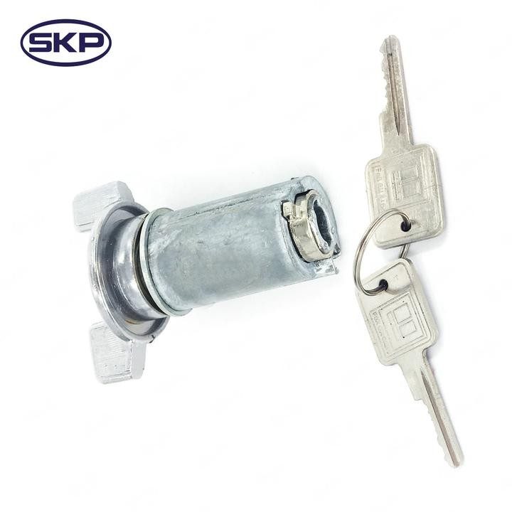 Ignition Lock Cylinder | SKP SKUS107L Fits Chevrolet — image 2