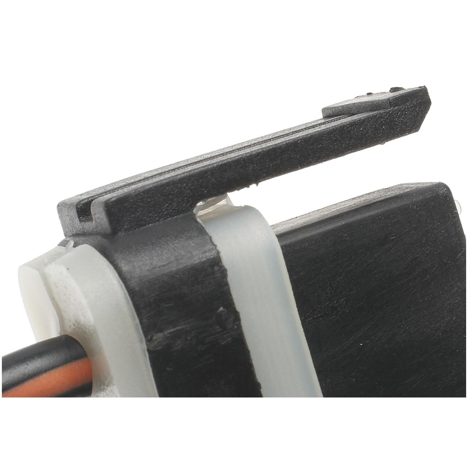Standard Ignition Alternator Connector (HP3800) — image 2