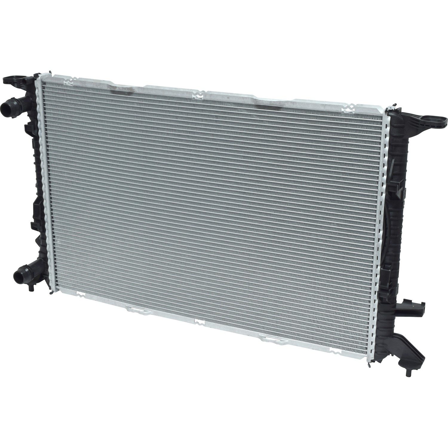 UAC Radiator - RA 13679 — image 2
